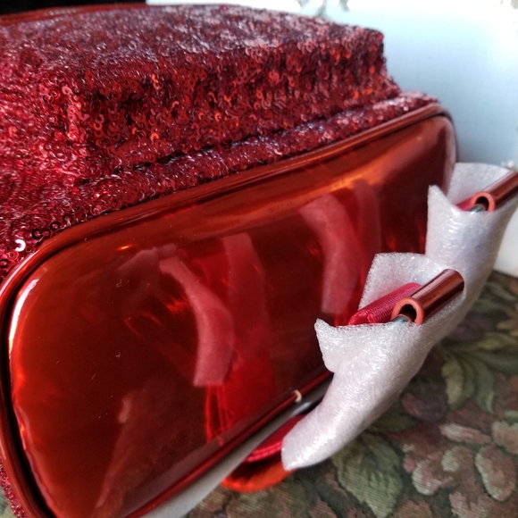 loungefly Minnie mouse red sequin minibackpack - Picture 6 of 8